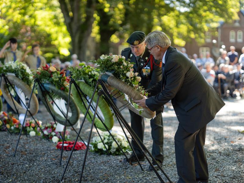 ../public/images/images/fotos/2023/Op Vleugels Der Vrijheid - 24 sept 2023 - 177.jpg